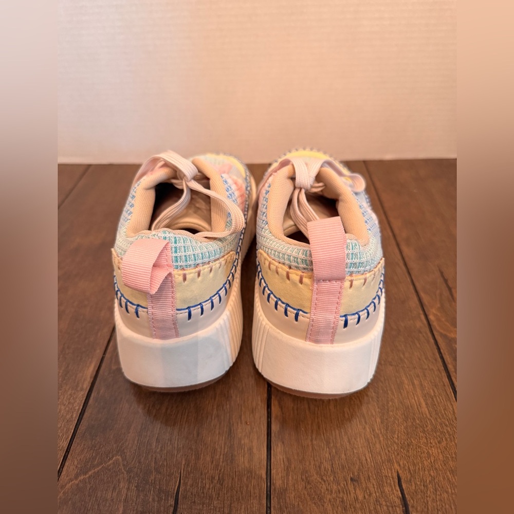 La Sheelah Colorful Sneakers View 4